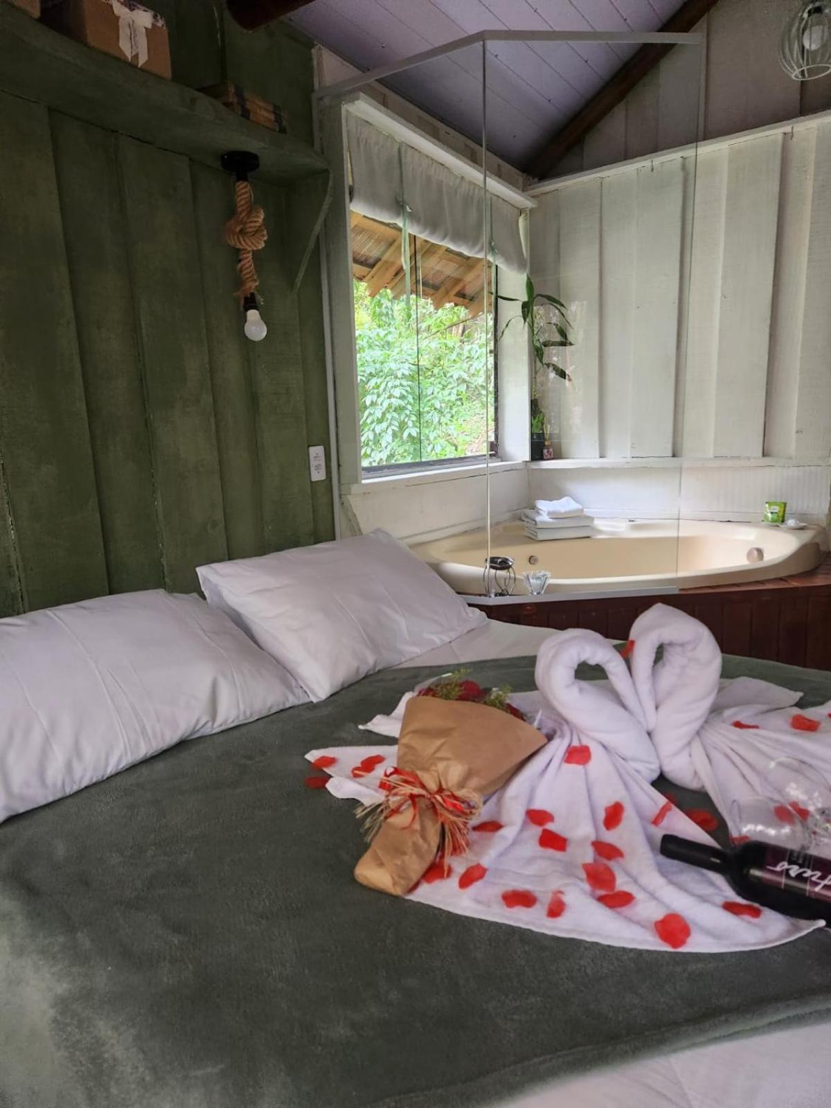 Little Cabana Com Hidromassagem Campos do Jordão Exterior foto